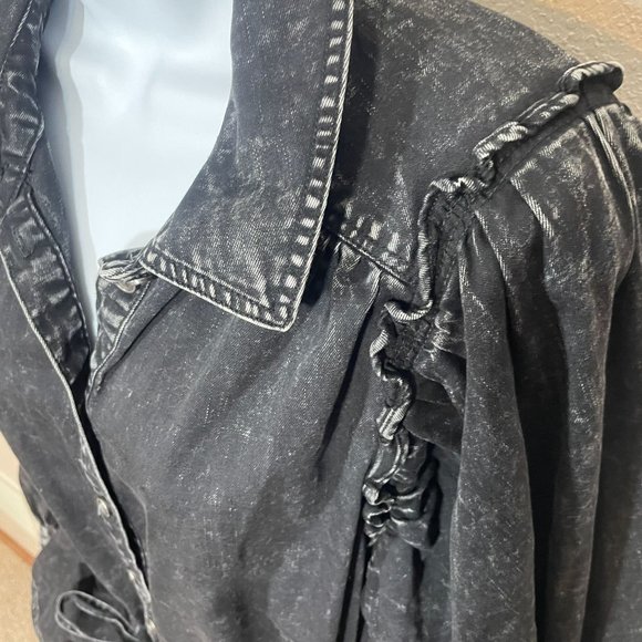 Free People Washed Black Jean Jacket - Picture 3 of 13